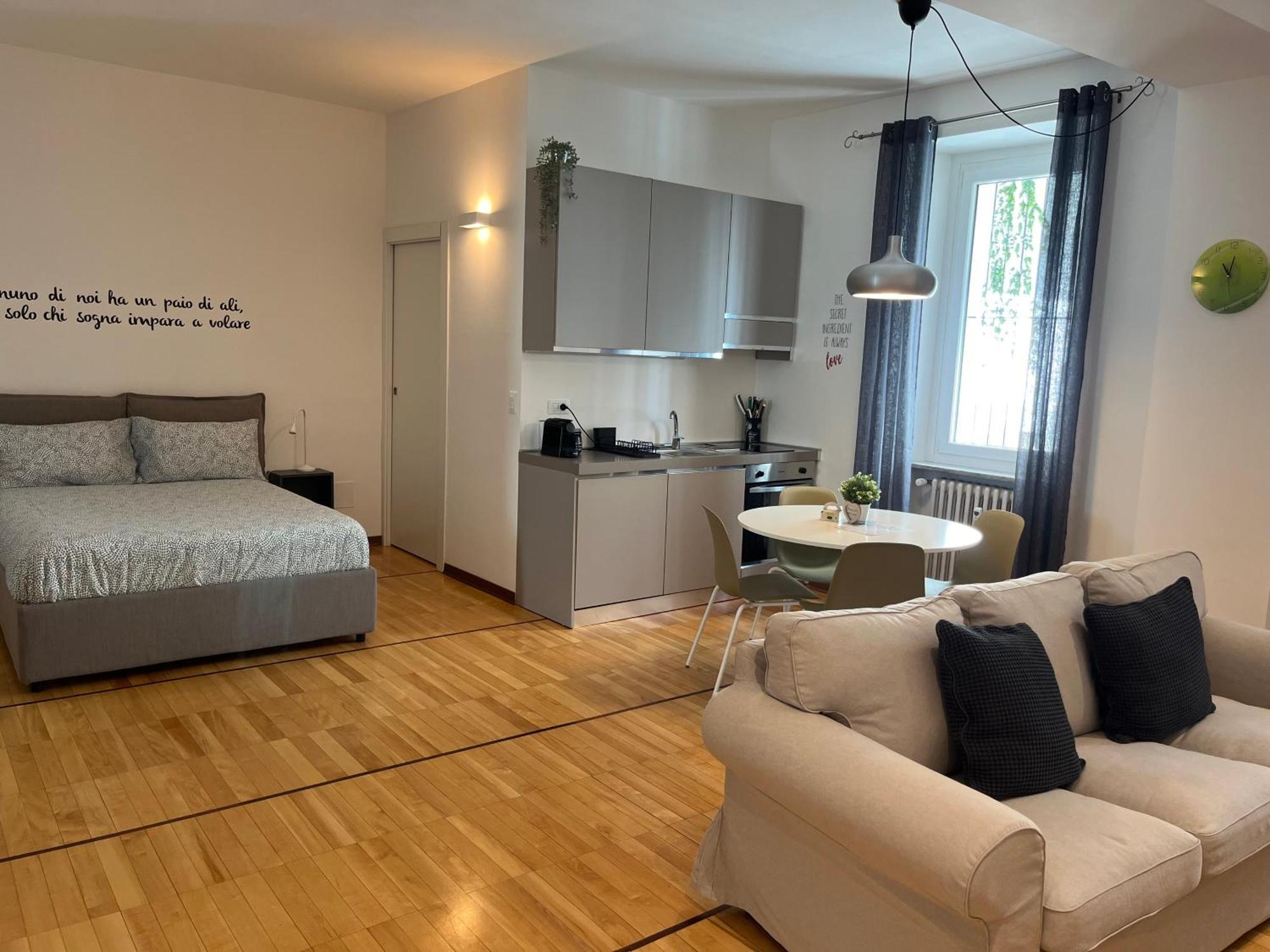 Game,set And -loft Nel Cuore Di Apartment